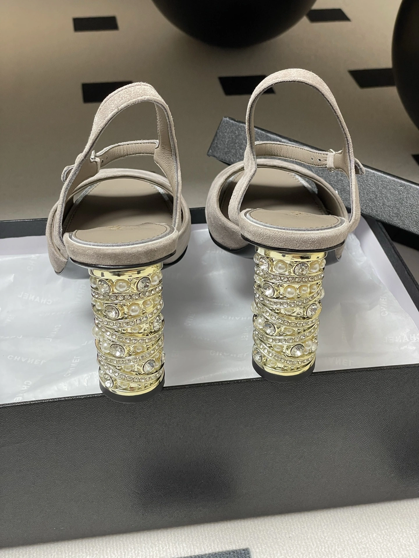 COCO-- 3h1958 G46097 B18550 NAAJY sheepskin Heel height：8.5CM item:E-X158C2040